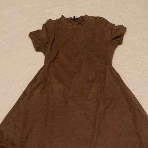 BROWN dress